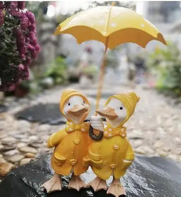 Nordic Umbrella Couple Ducks Resin Statue Ornaments Outdoor Garden Courtyard Figurines Villa Balcony Accessories Decoration